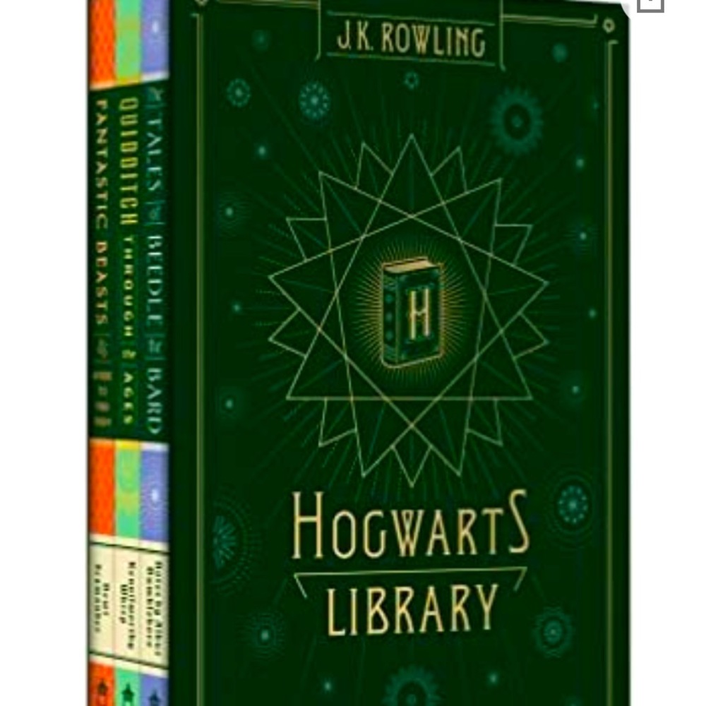 NWT Hogwarts Library Set